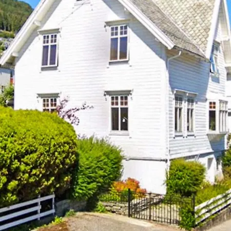 Vakantiehuis 8 Person In Maloy-by Traum *
